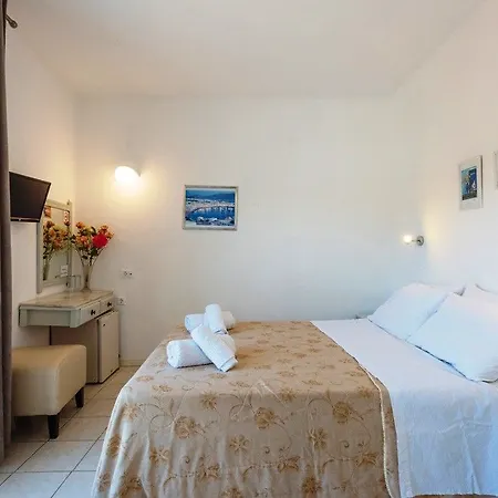 Vista Vaios & Hotel